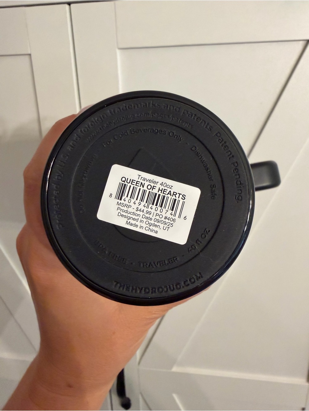 BNWT HydroJug 40oz Traveler, Queen of Hearts - Picture 4 of 4